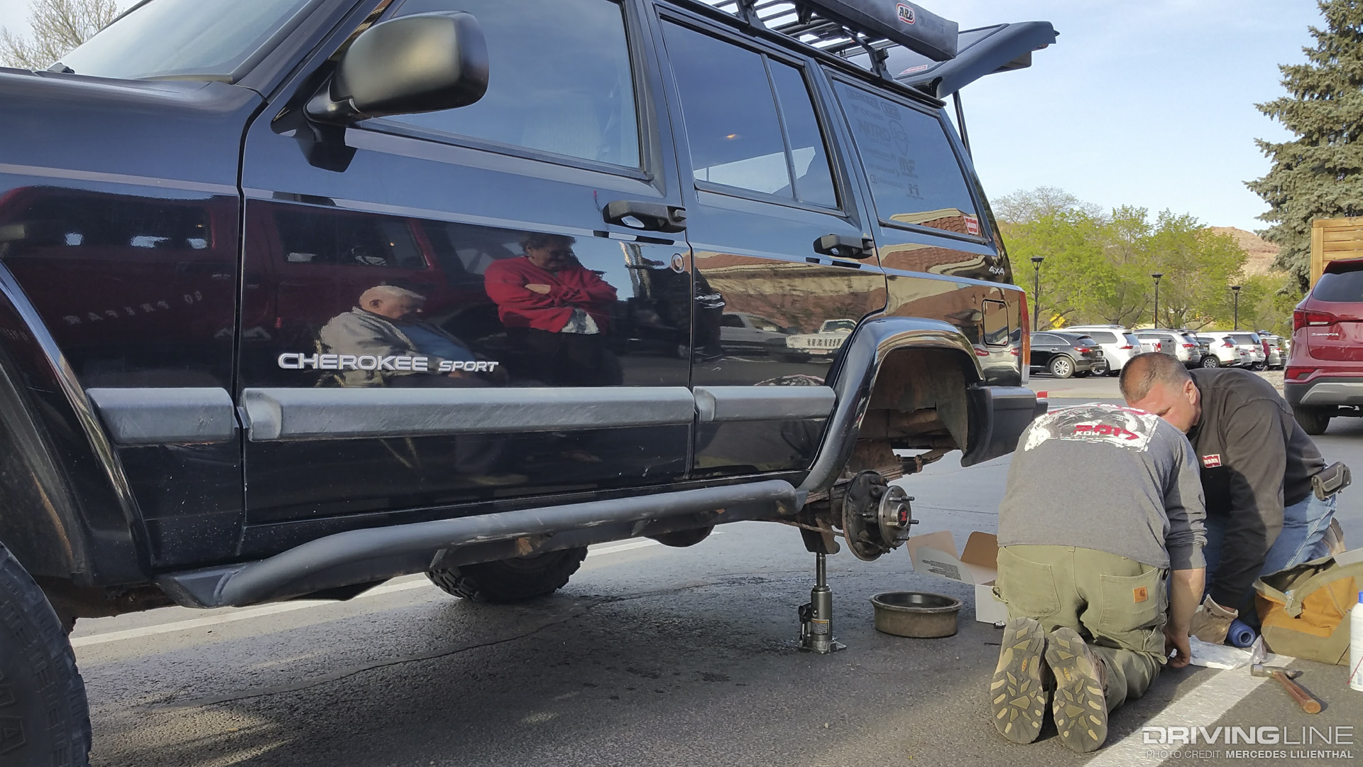 Moab parking lot Jeep Cherokee fix 1