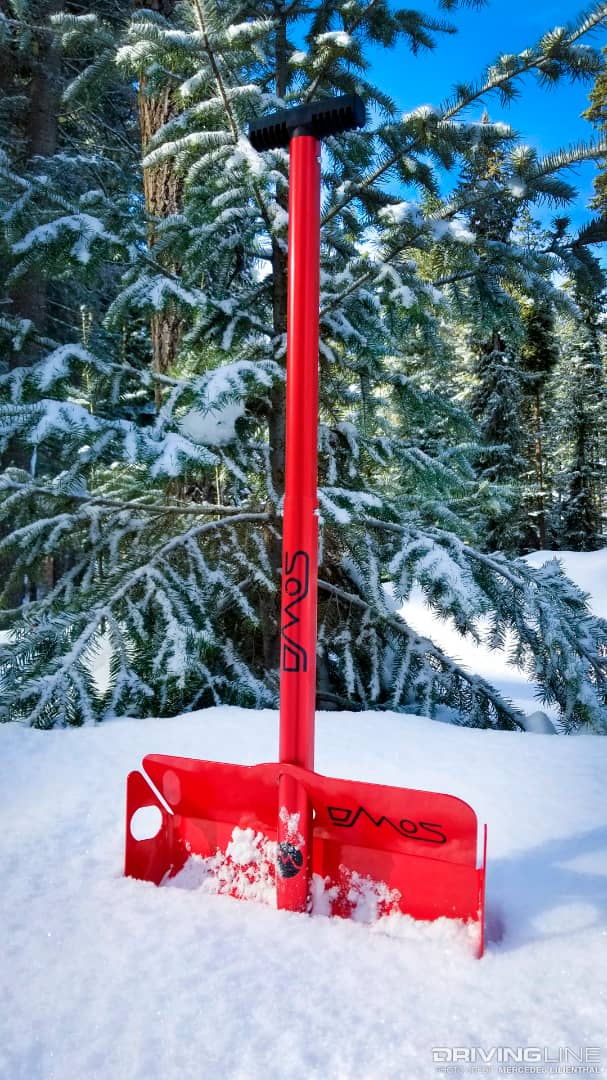 DMOS Stealth shovel in snow