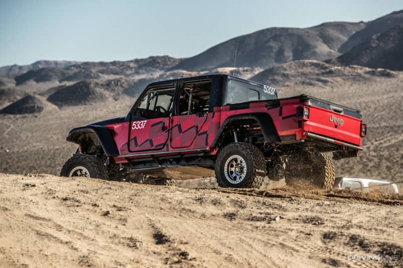 2020-jeep-gladiator-truck-nitto-trail-grappler-koh-savvy-offroad-dynatrac