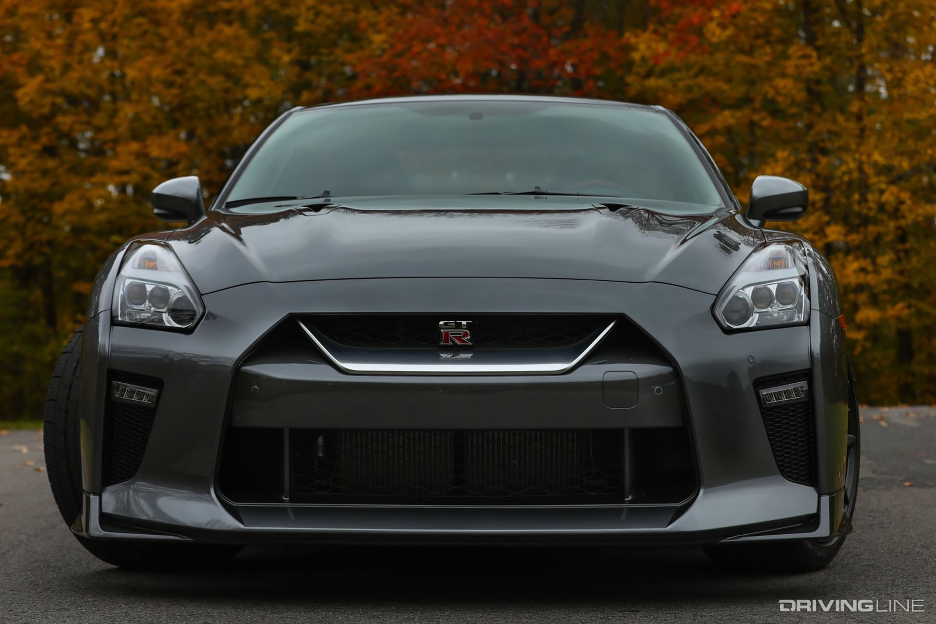 Nissan R35 GT-R Gray Front