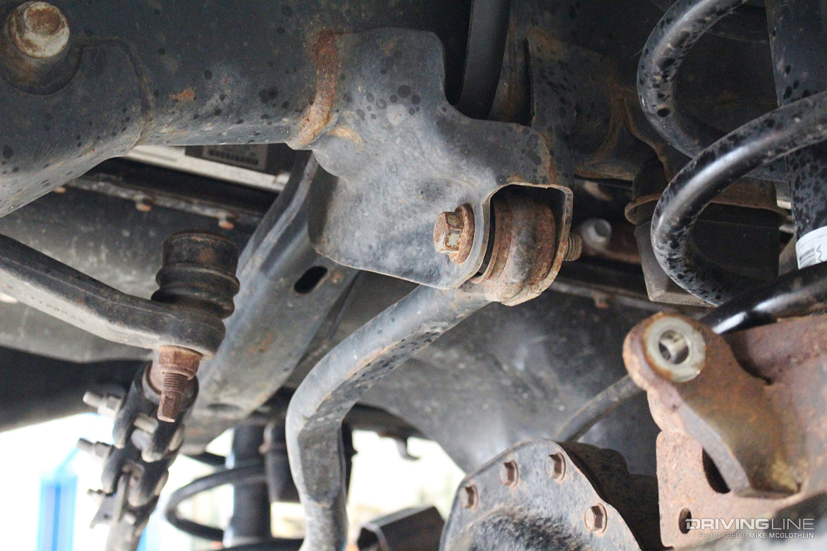 Dodge Ram 2500 Track Bar