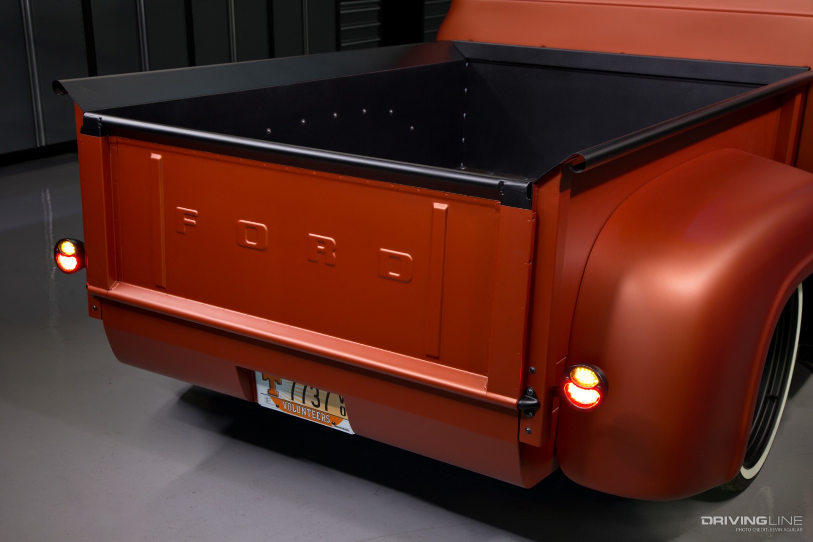 1955 Ford F-100 rear end and tailgate