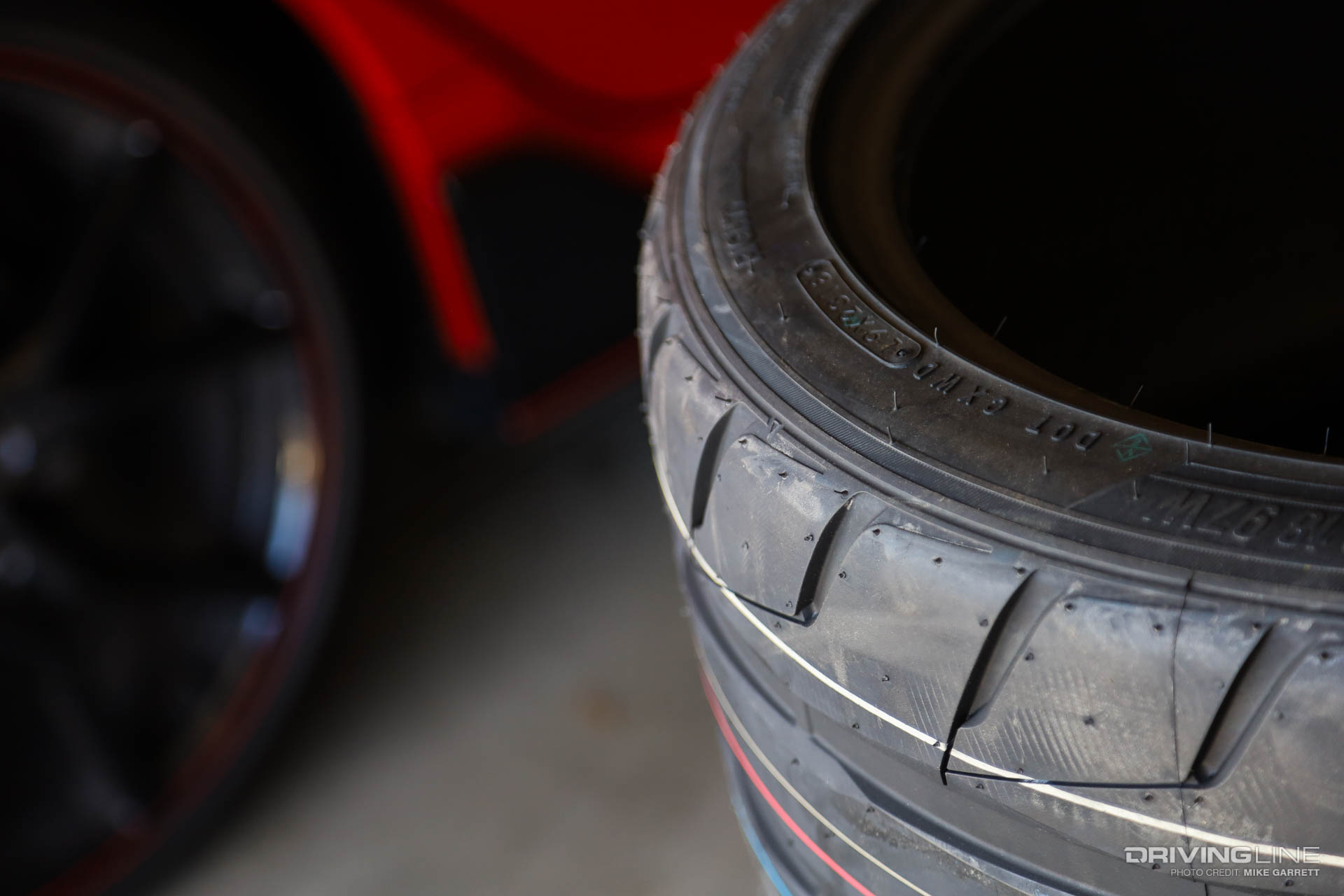 Honda Civic Type R 18" Tire