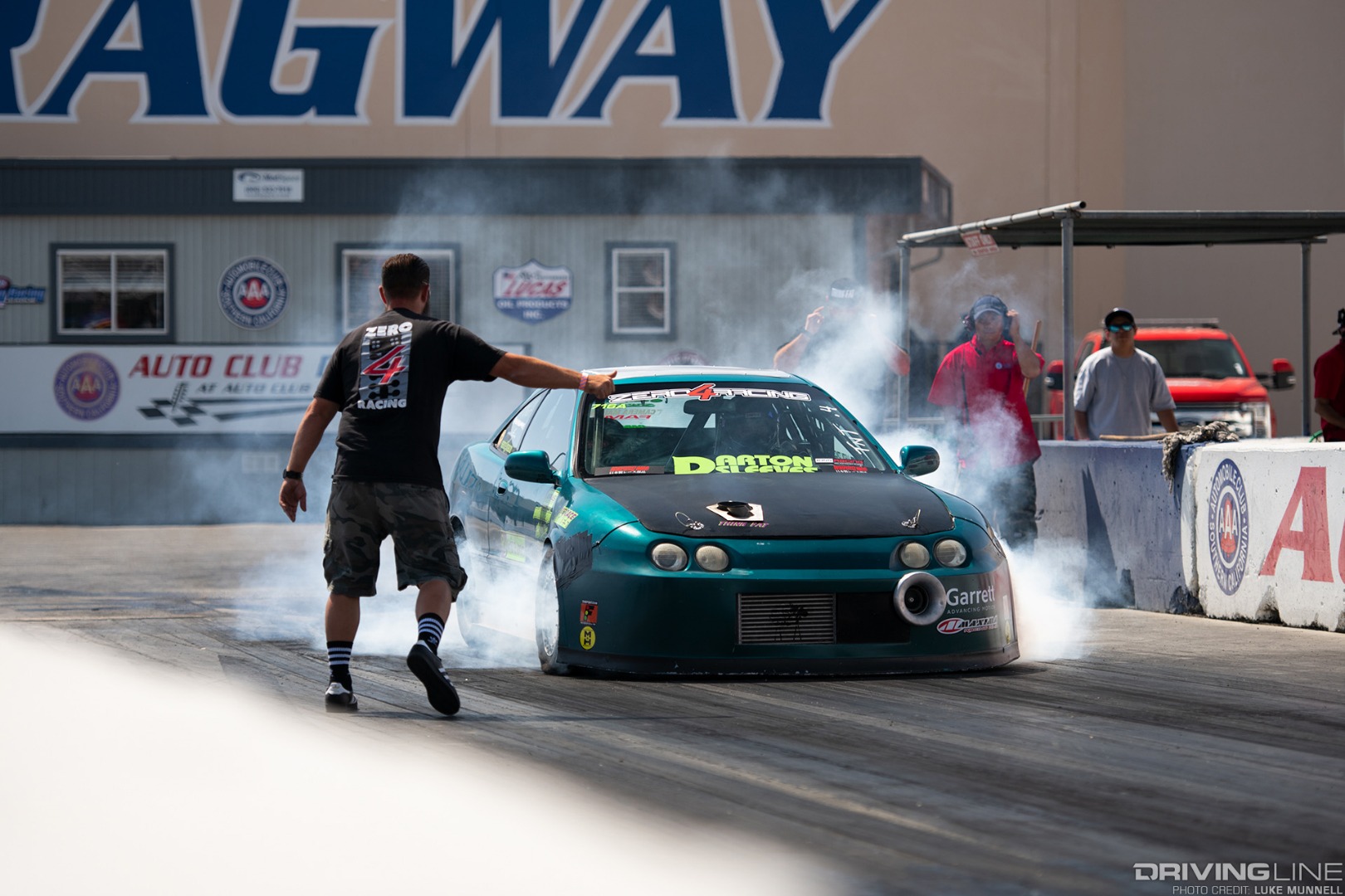 Eibach Honda Meet and Drags at Fontana sport FWD DC2 Integra burnout