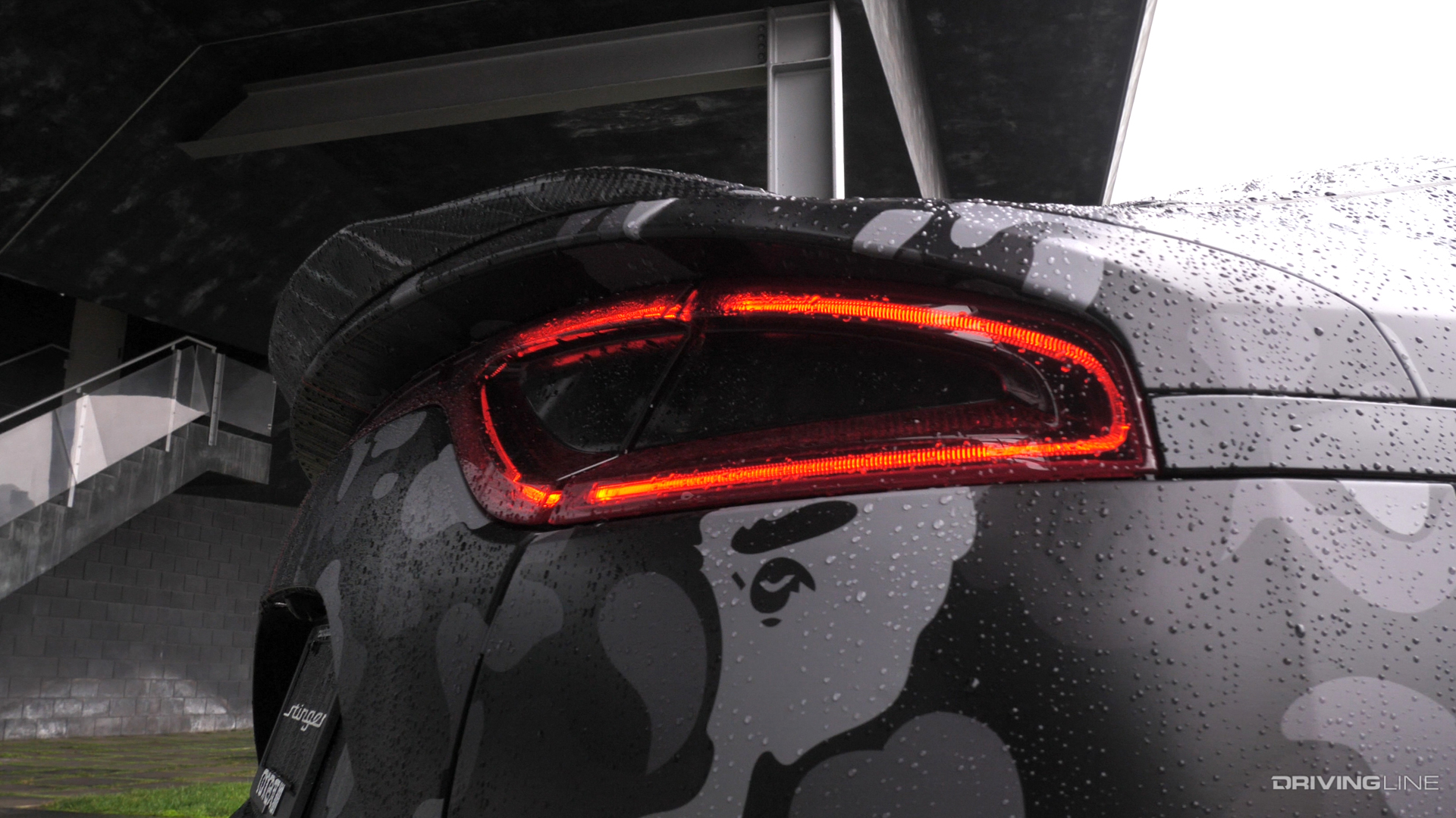 2018 Custom Kia Stinger Keendesign carbon fiber spoiler