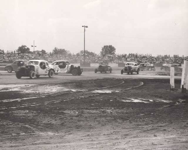 Classic Figure 8 Racing