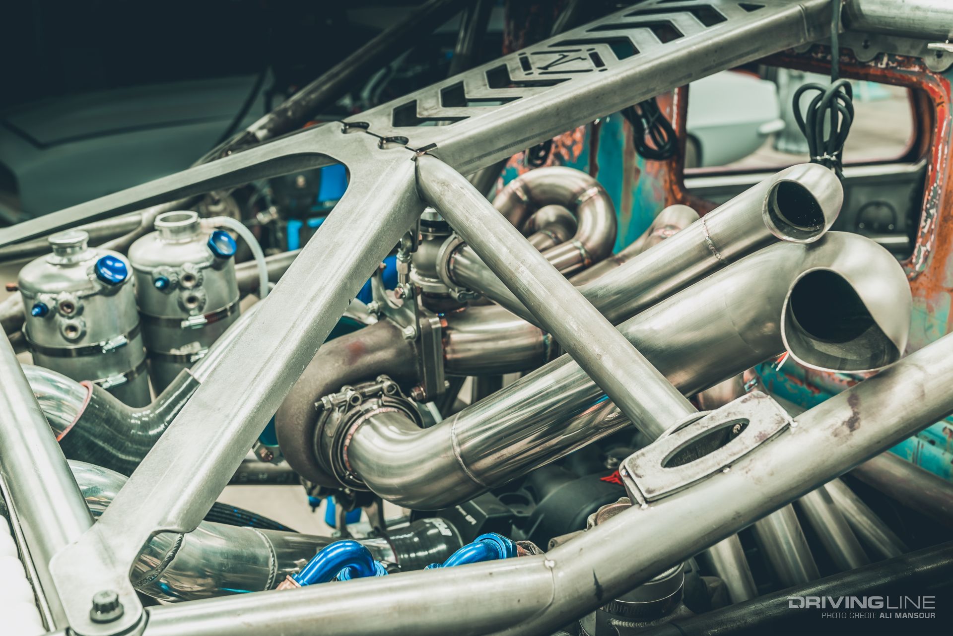 364ci LQ4 GM V8 in vice unlimited trophy t ultra4 car