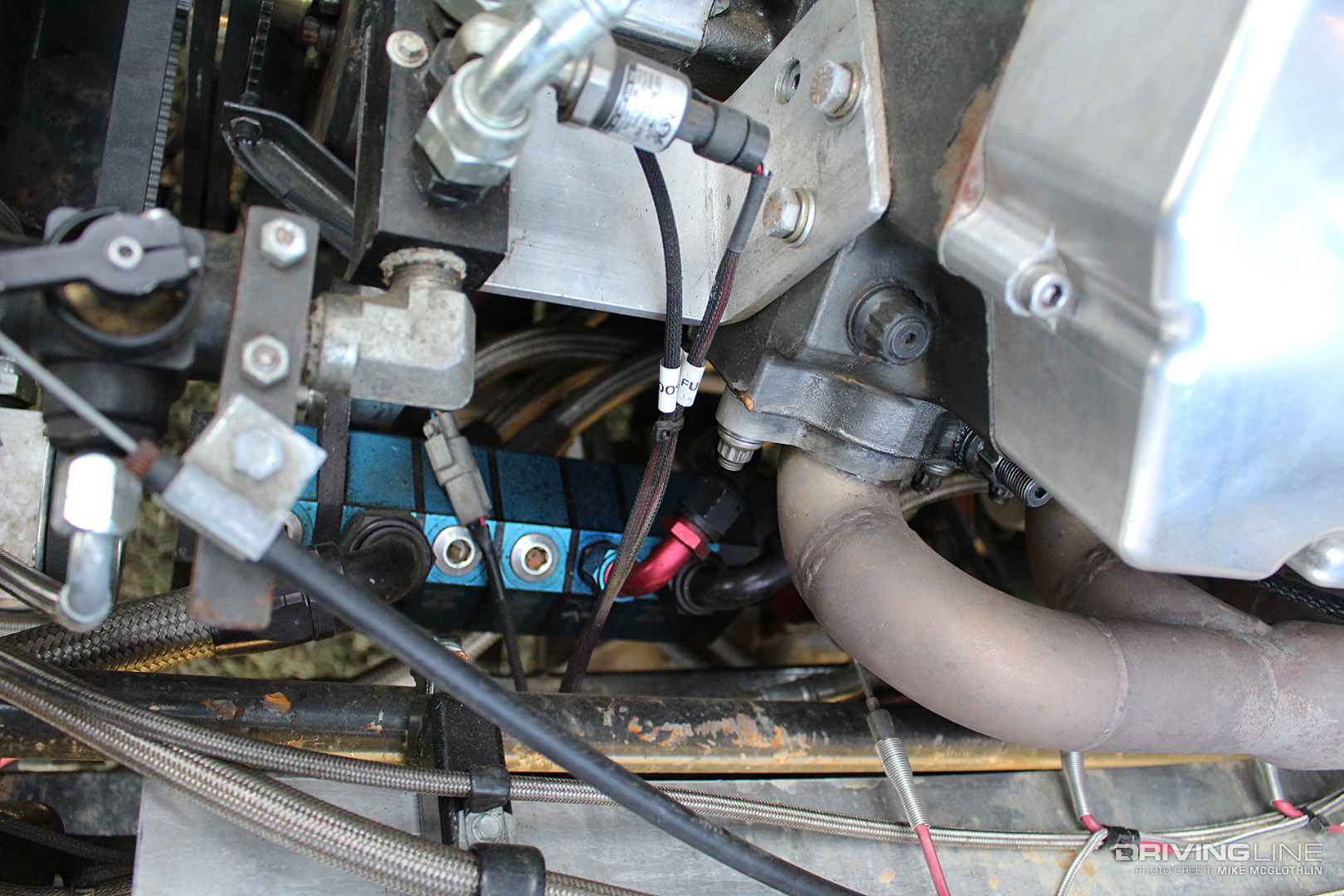 Dry sump oil system for 7.3L Power Stroke diesel engine