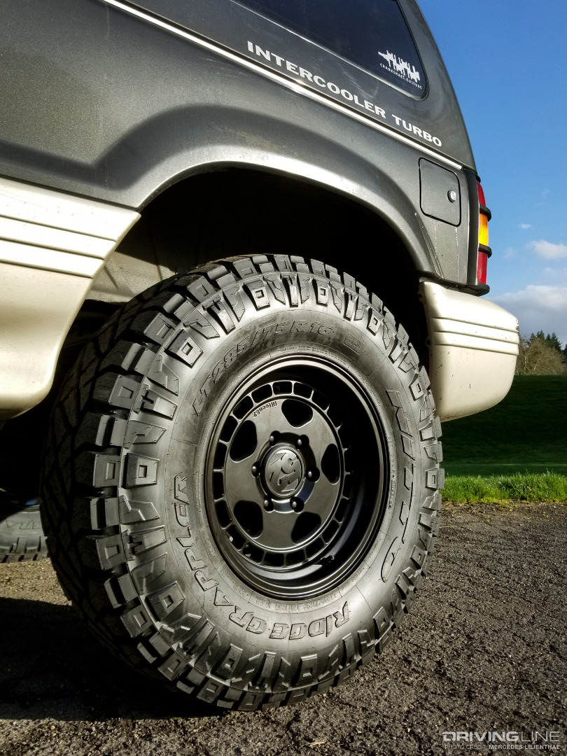 Nitto Ridge Grapplers, Fifteen52 Turbomac HD Classic wheels