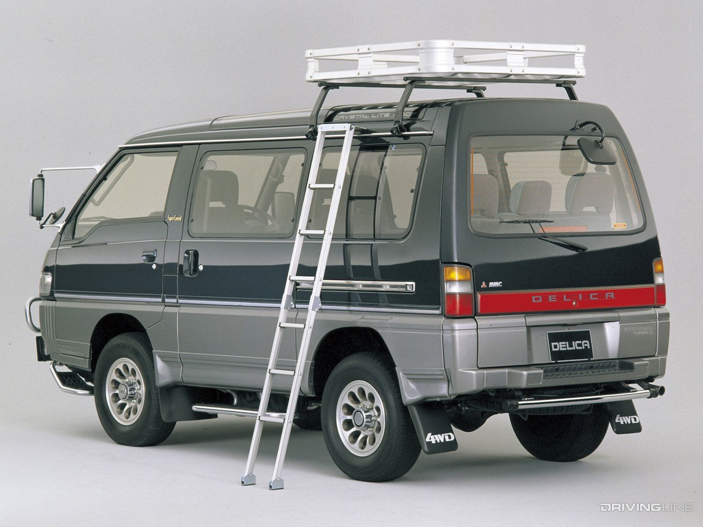 Mitsubishi Delica 4x4 Rear 3/4 view ladder roof rack