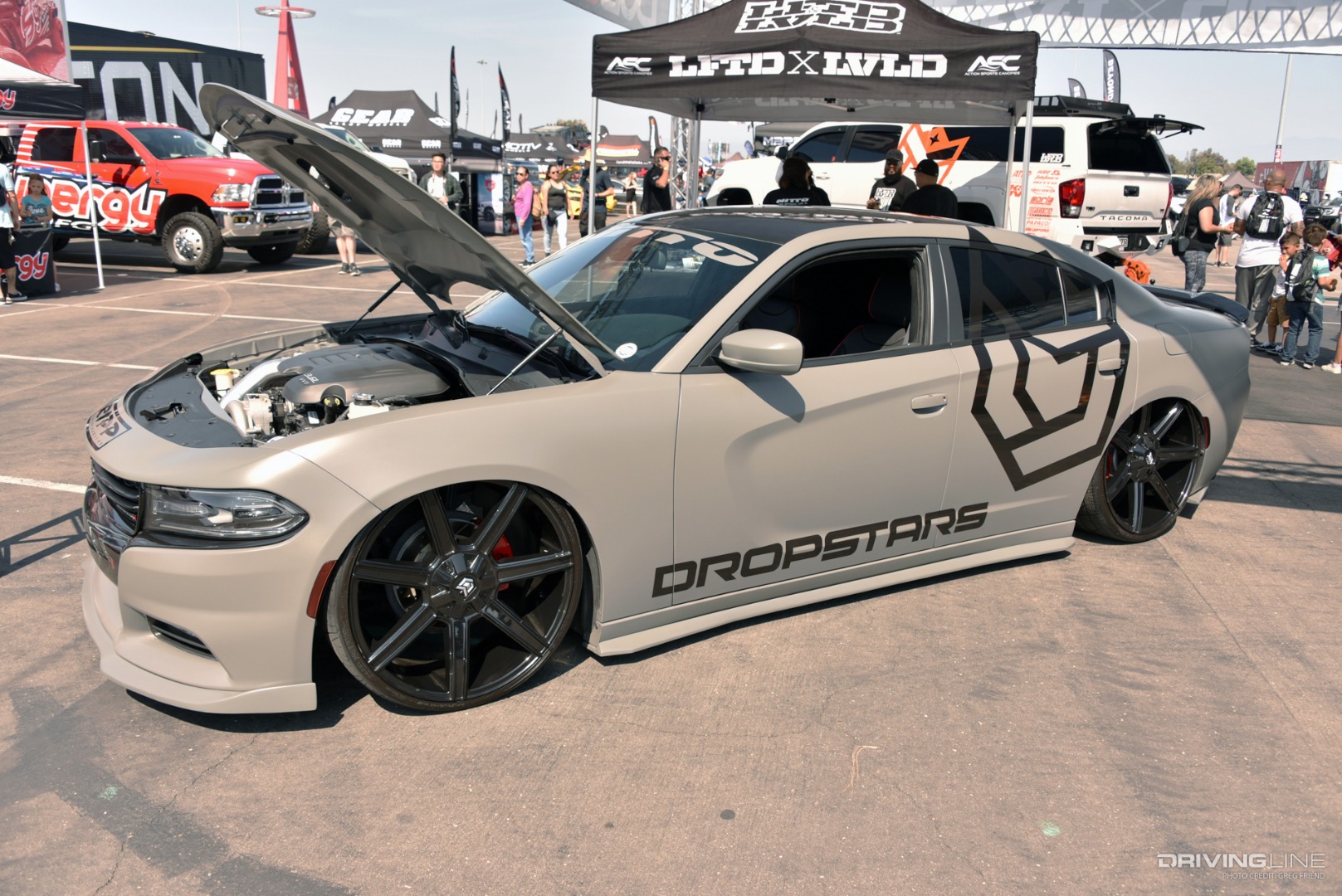 Dodge Challenger 3.6L right hand side profile