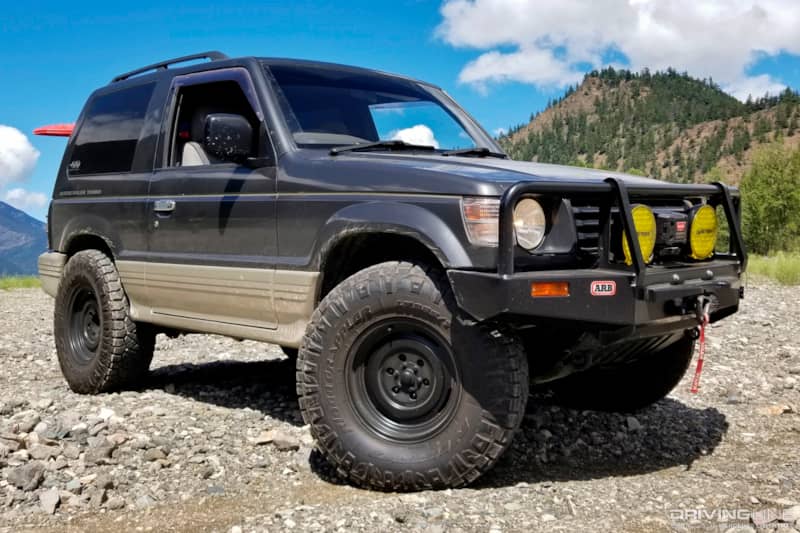 Mitsubishi Pajero, Nitto Ridge Grapplers, fifteen52 Analog HD