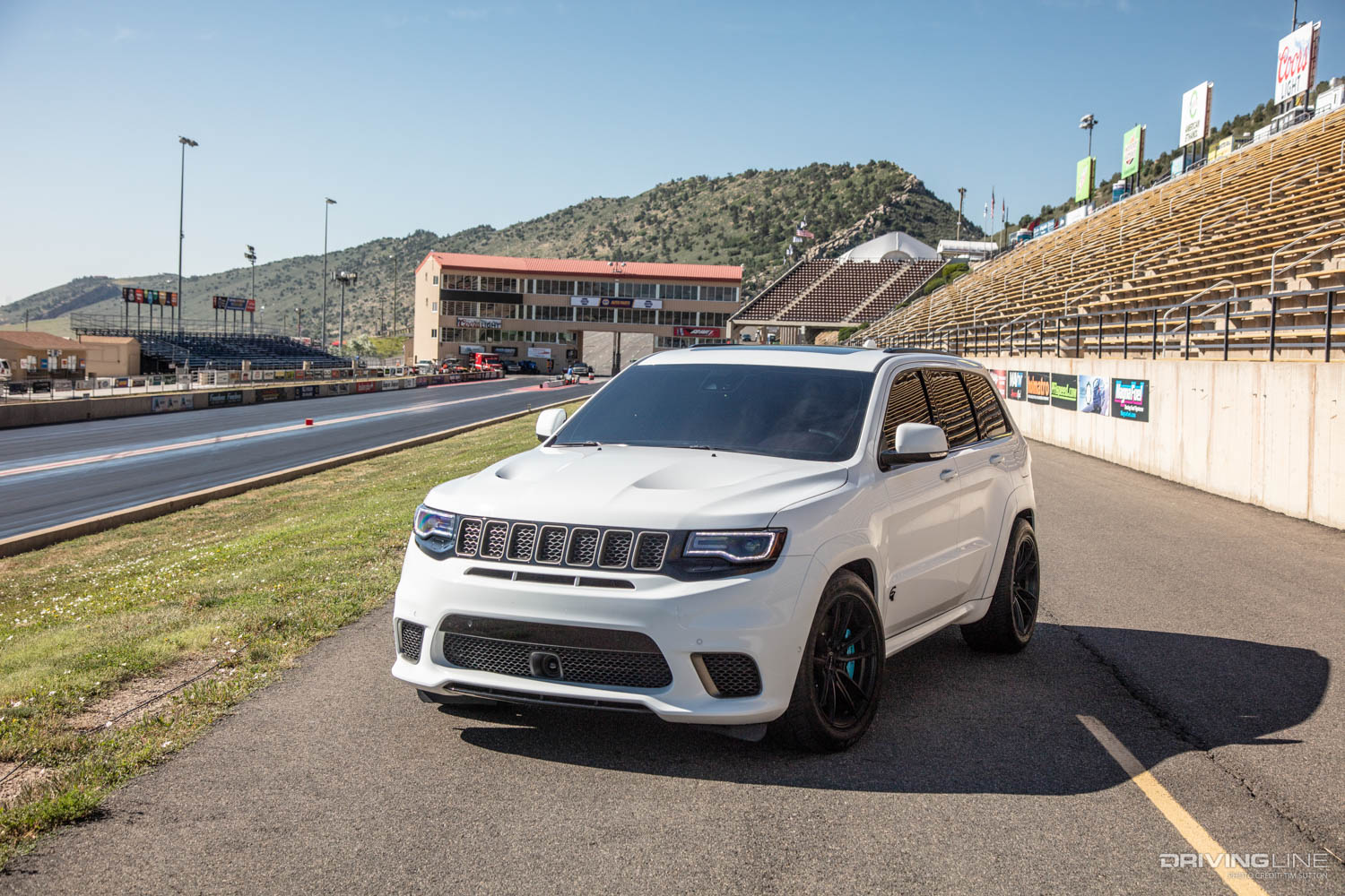 2018 Jeep Grand Cherokee Trackhawk on NT420V tires