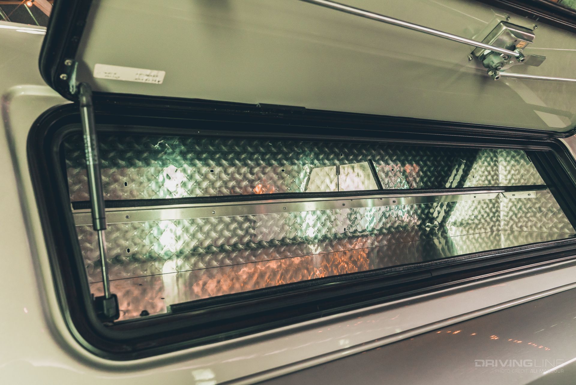 bed-cap-buyers-guide-truck-shell-are-bestop-for-trucks