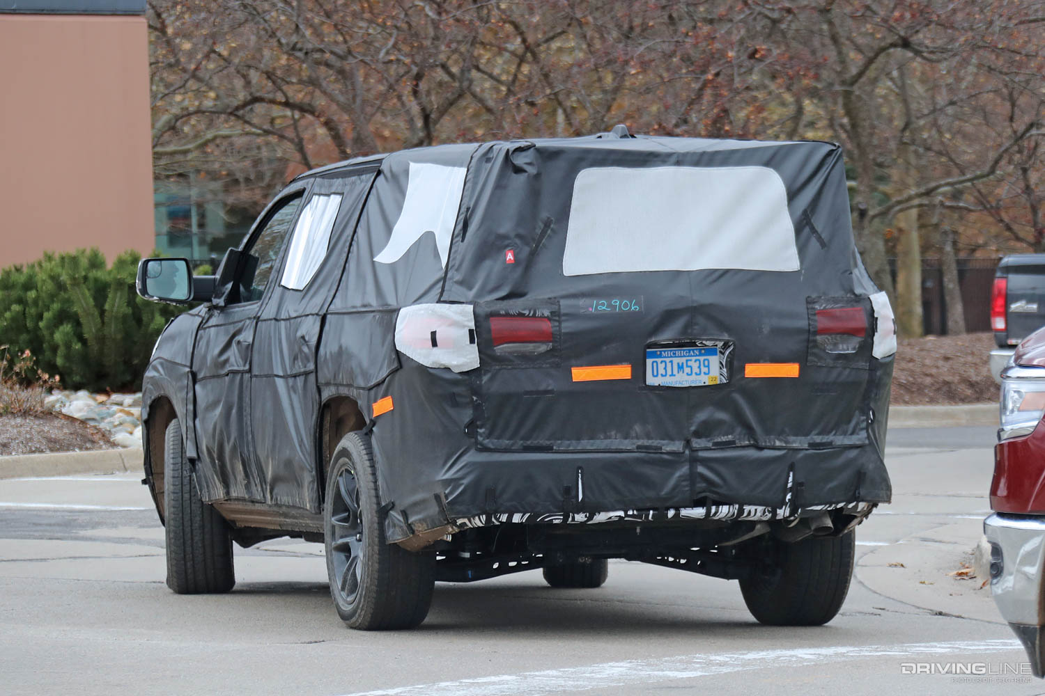 2021 Jeep Wagoneer rear