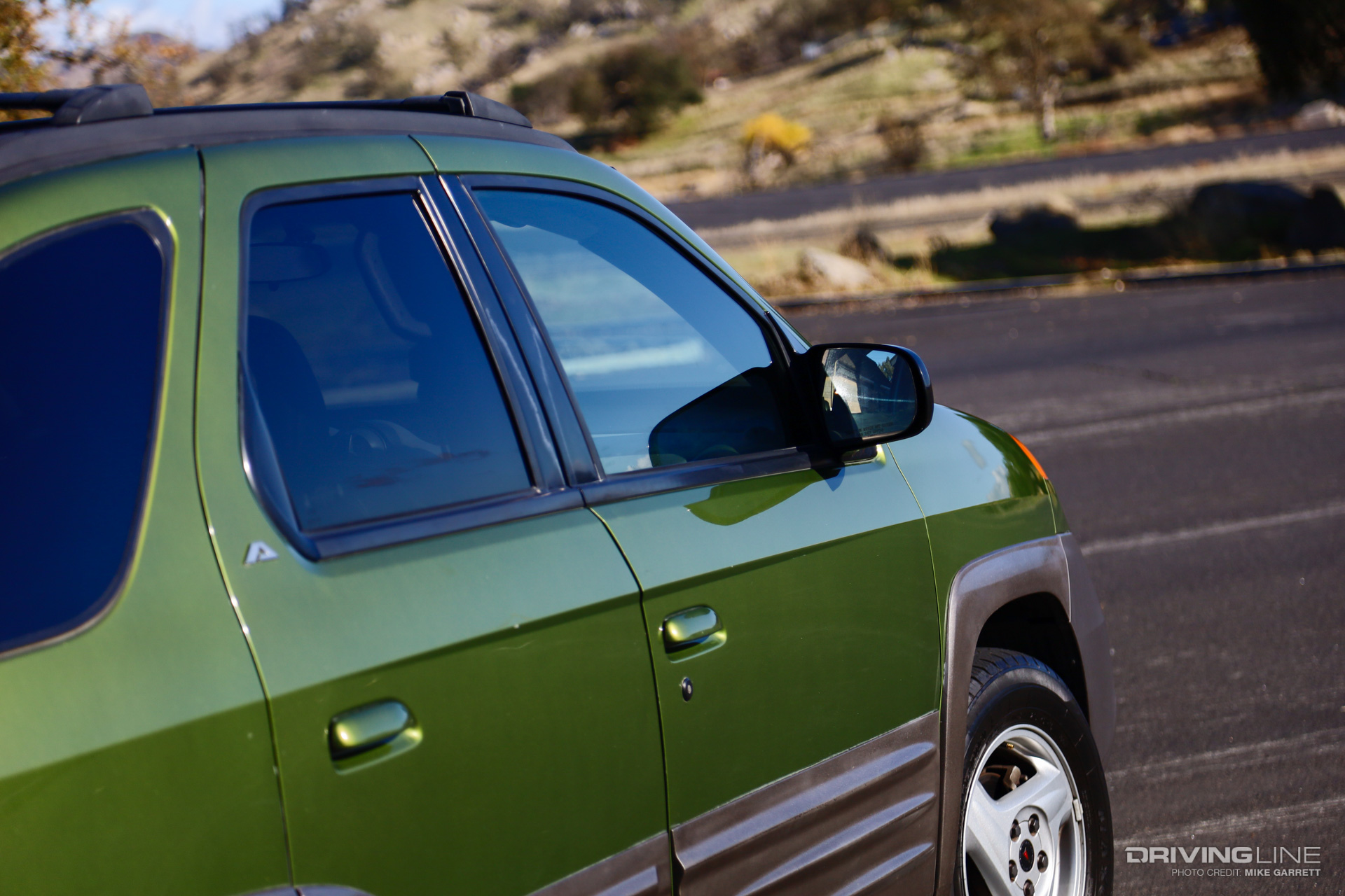 2001 Pontiac Aztek Green window detail
