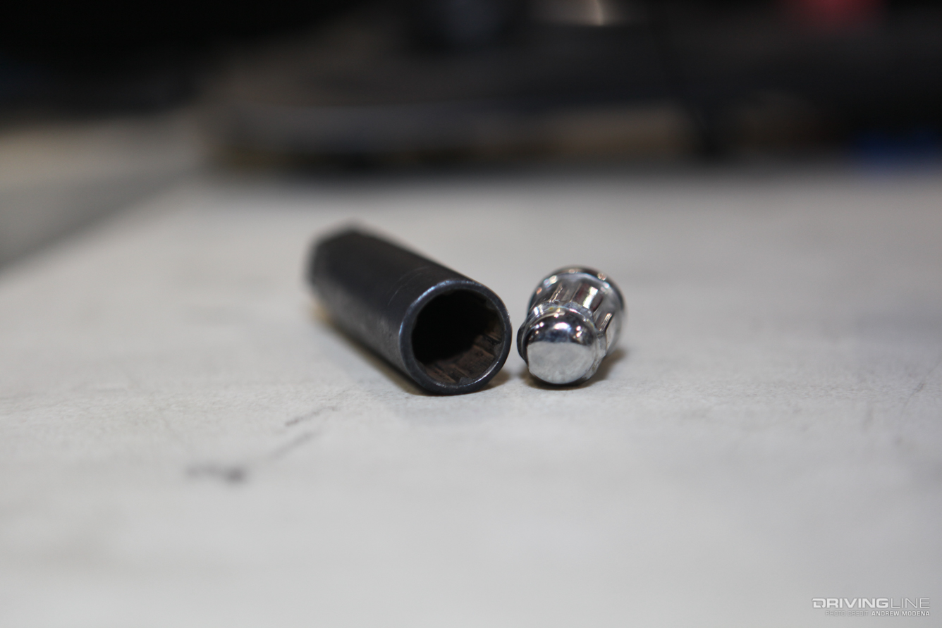 spline drive lug nut key