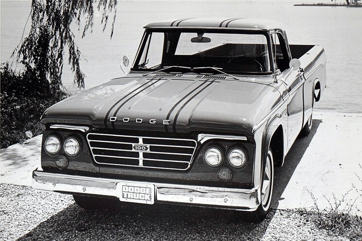 Dodge Custom Sport Special pickup