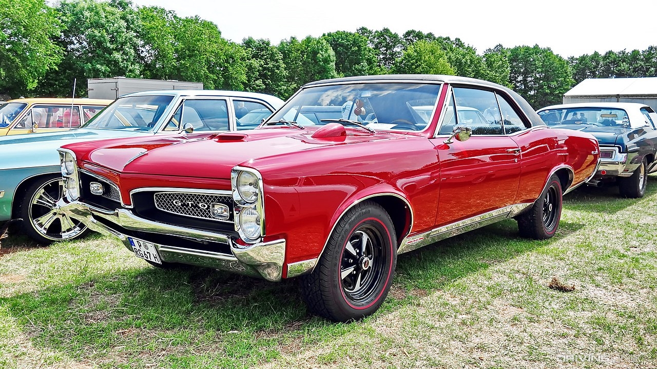 Pontiac GTO in red