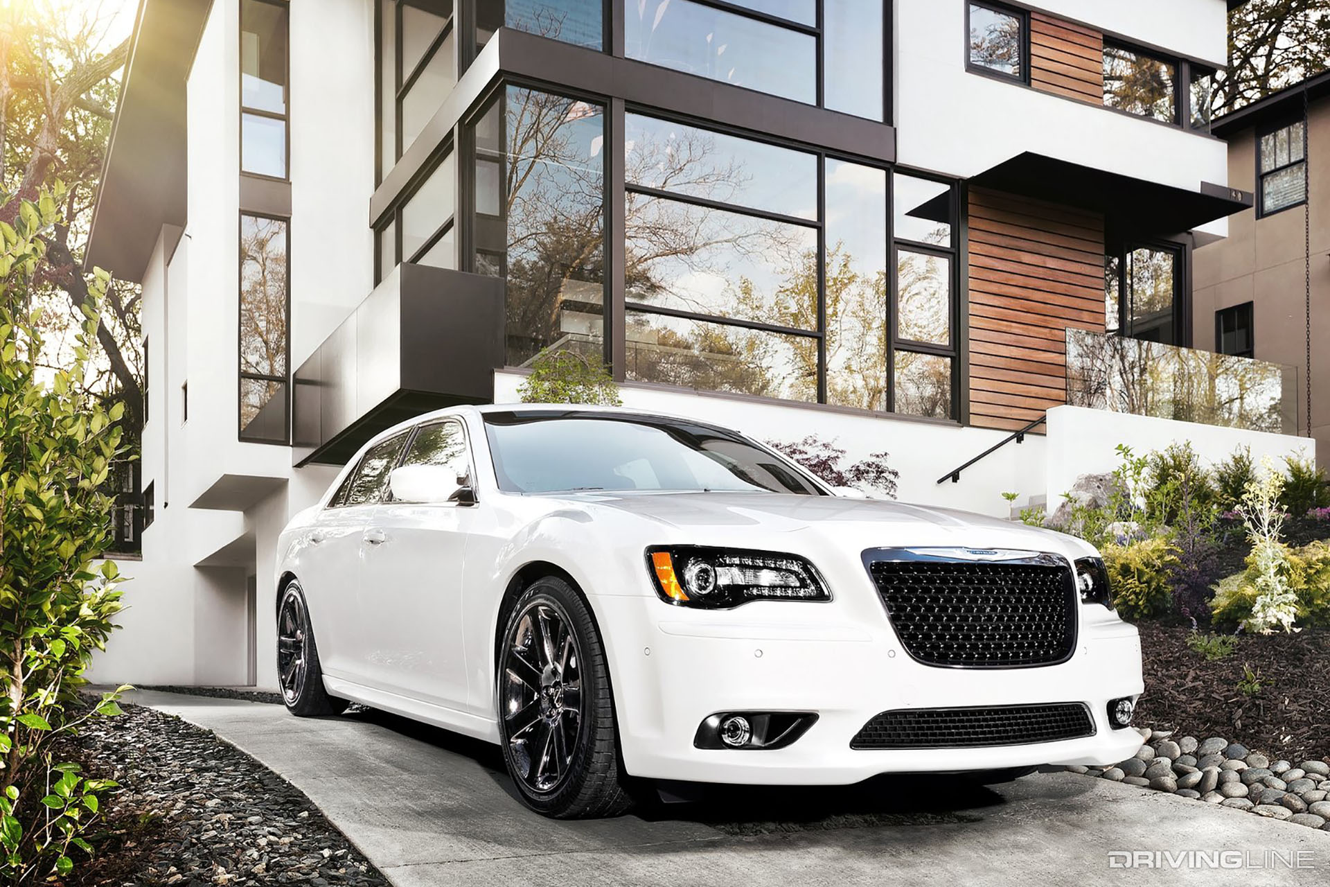 2012 Chrysler 300C SRT8 White Front