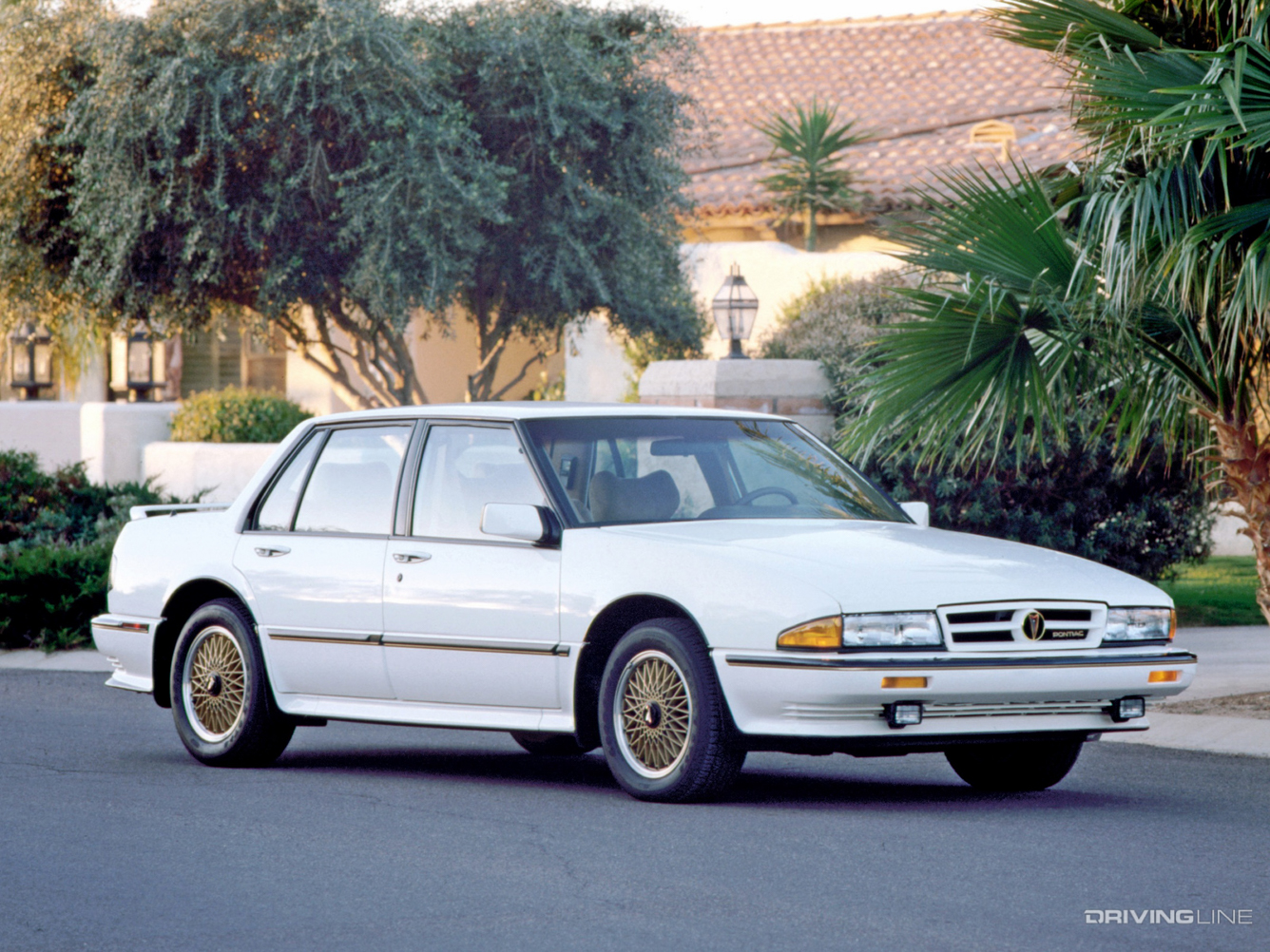 1988 Pontiac Bonneville SSE White Mesh Wheels