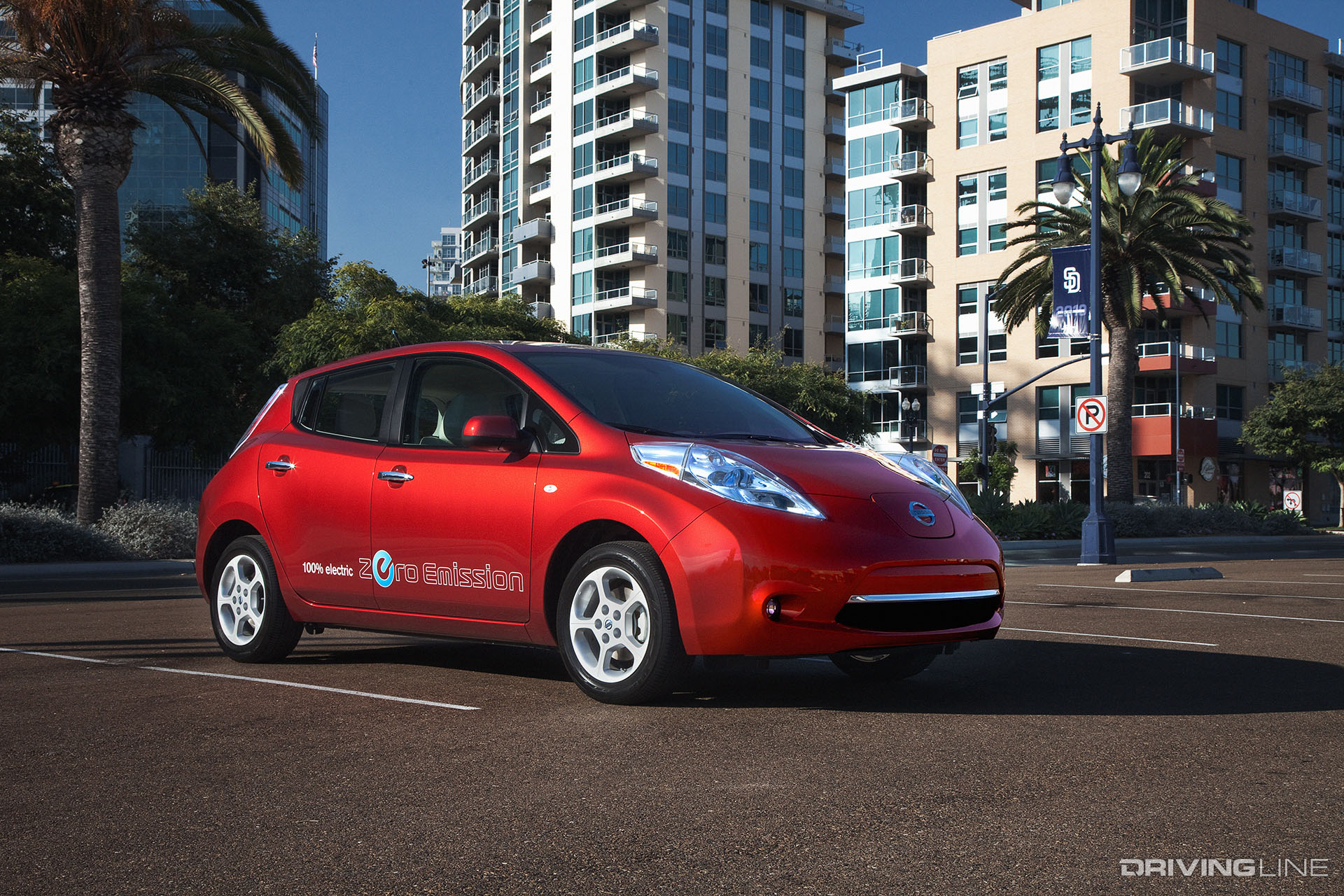 2010 Nissan Leaf Red