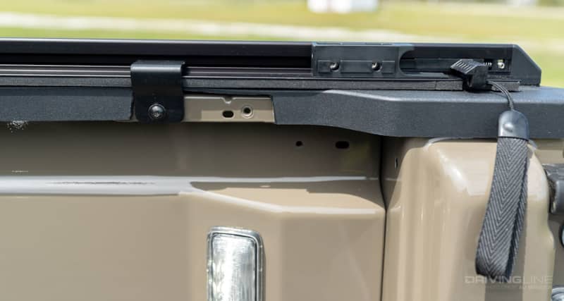 Jeep Gladiator Rubicon Bestop EZRoll cover rail detail