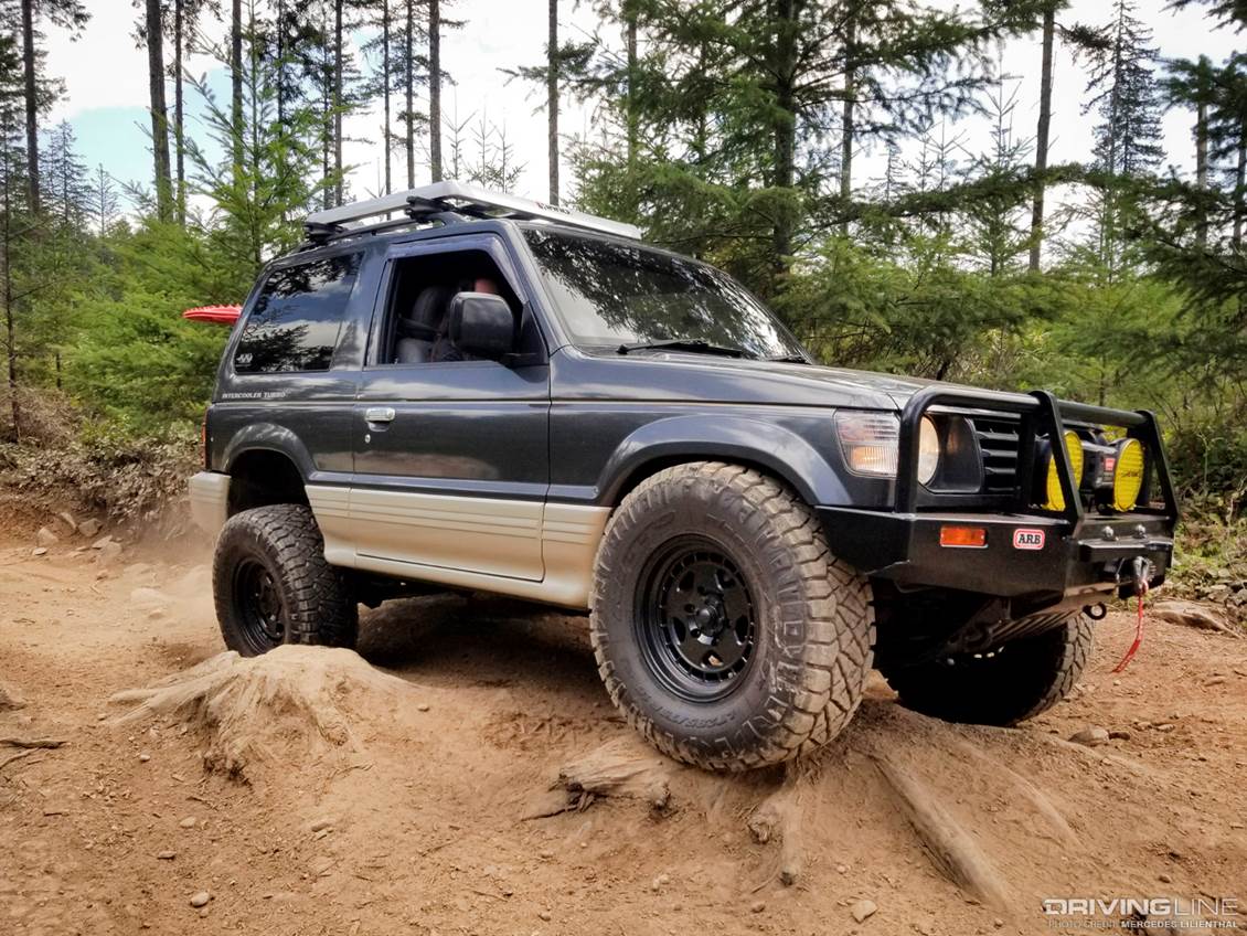 Mitsubishi Pajero off-road Nitto tire turbodiesel