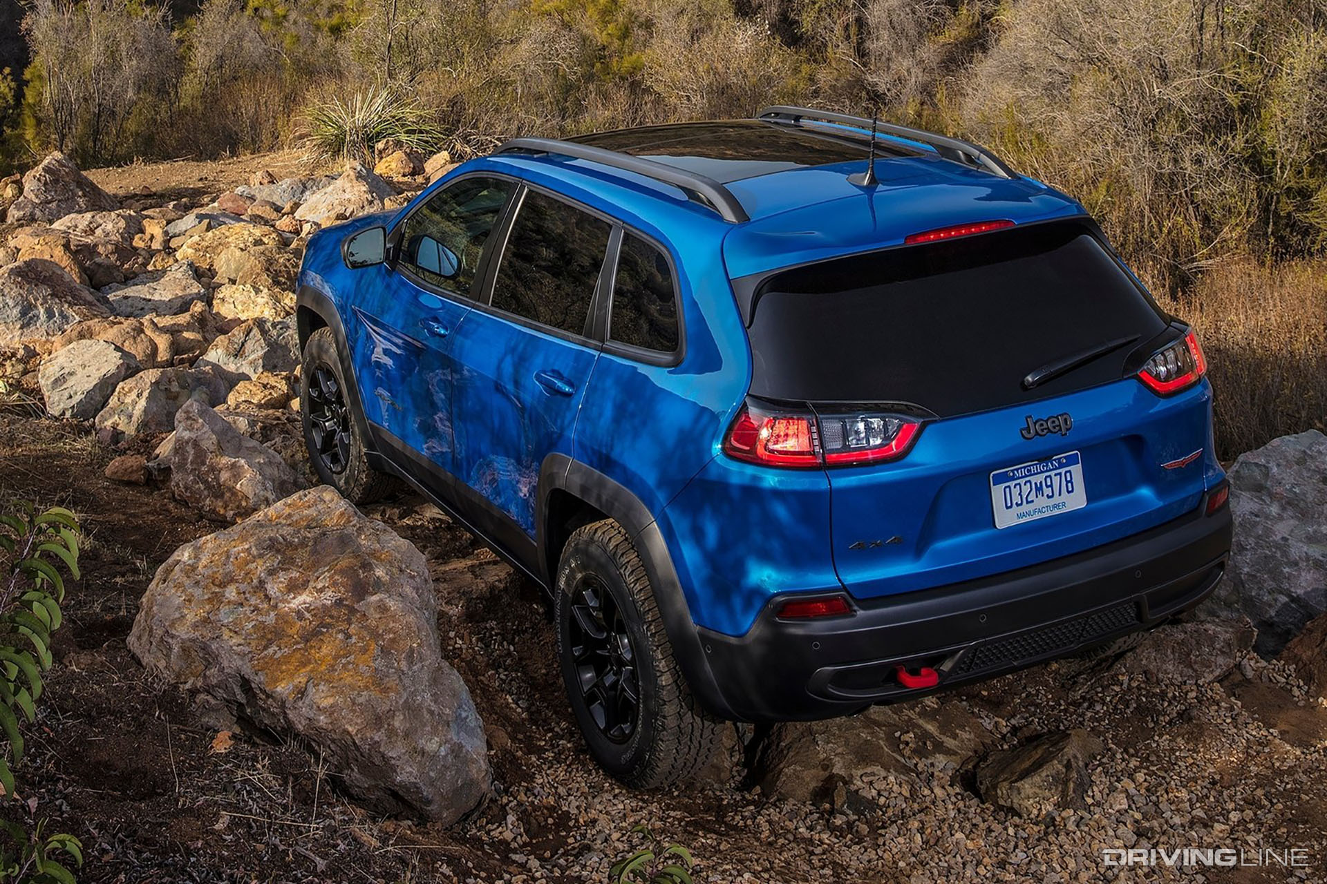 Jeep Cherokee Trailhawk On Rocks
