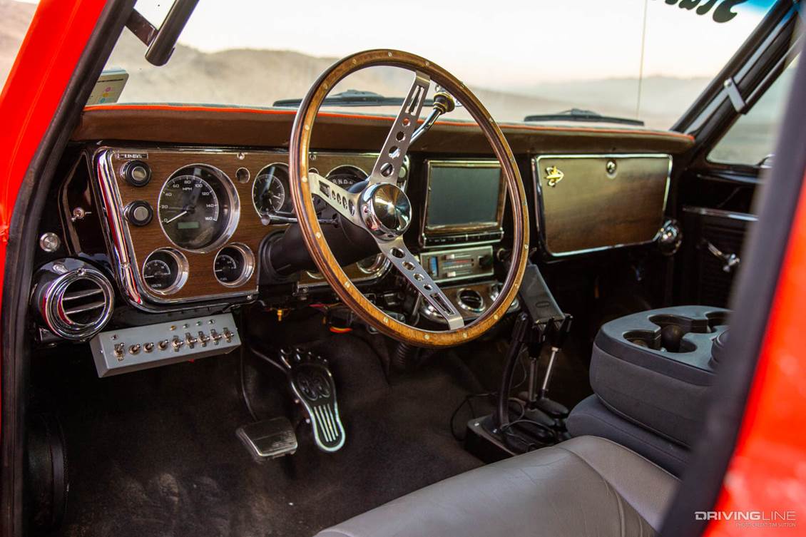 Chevrolet Suburban interior