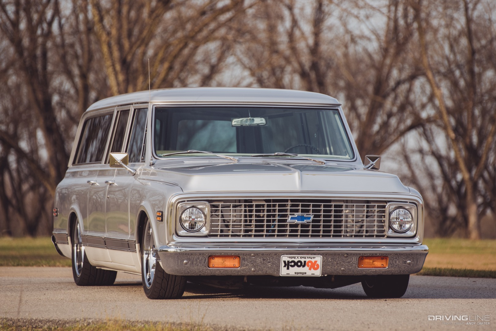 Chevrolet Suburban front 3/4 bagged