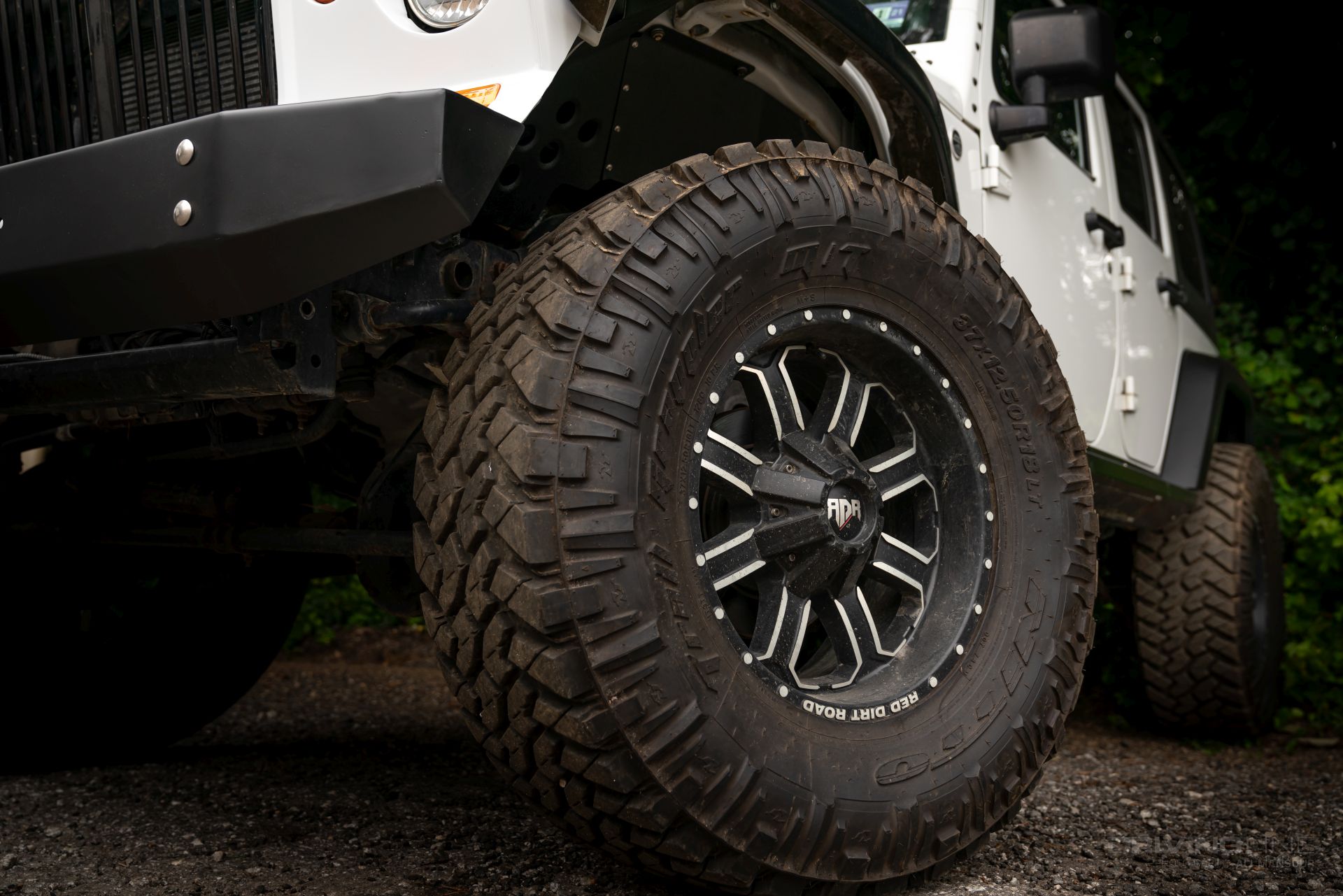 Jeep Wrangler JK Gladiator Conversion Chris Durham Motrosports nitto trail grappler