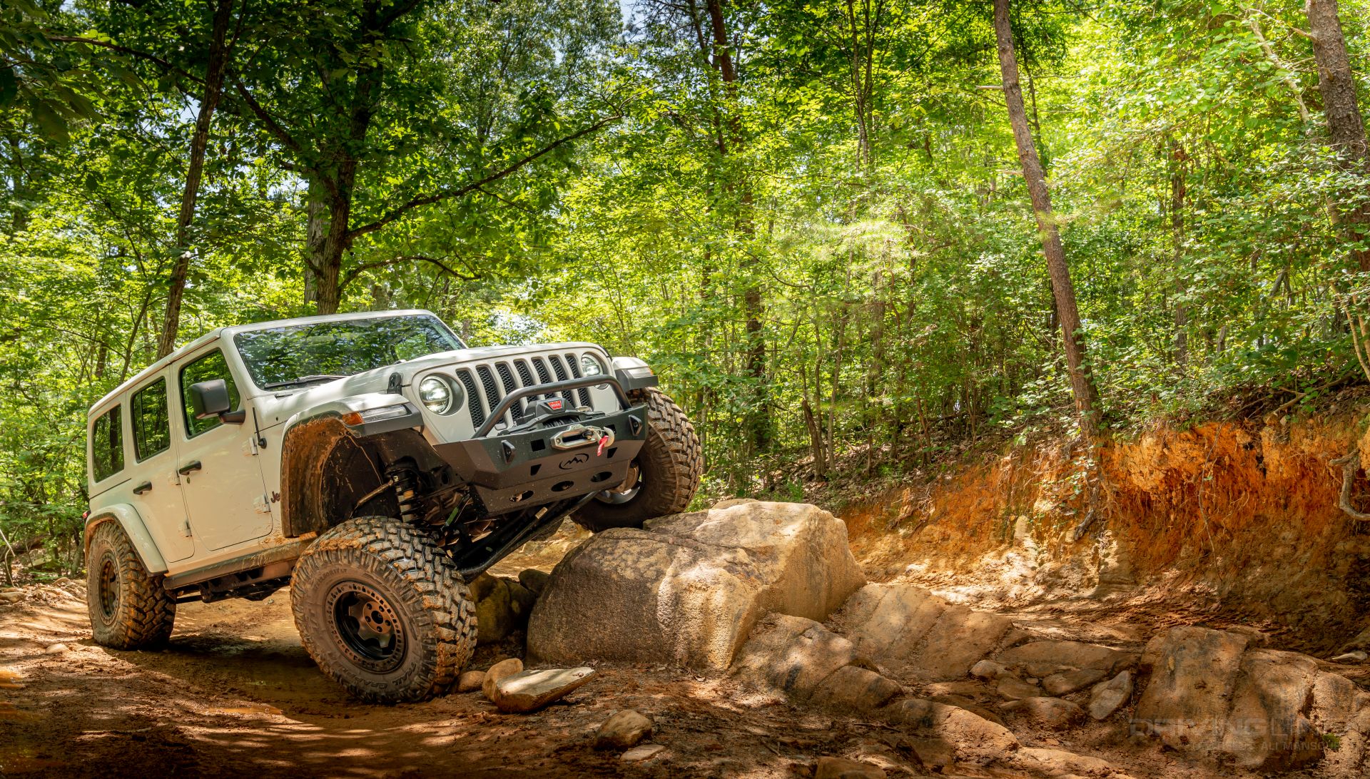 Jeep wrangler unlimited Rubicon JL lift 37 nitto trail grappler off road