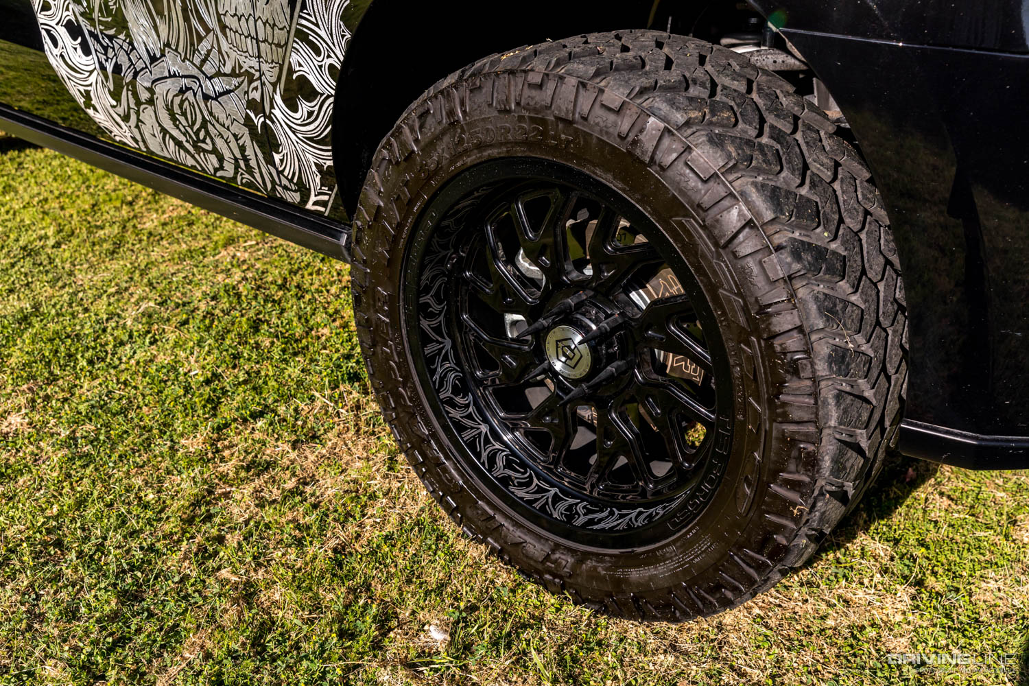 Nitto 35-inch Trail Grappler Tires on Ford Expedition