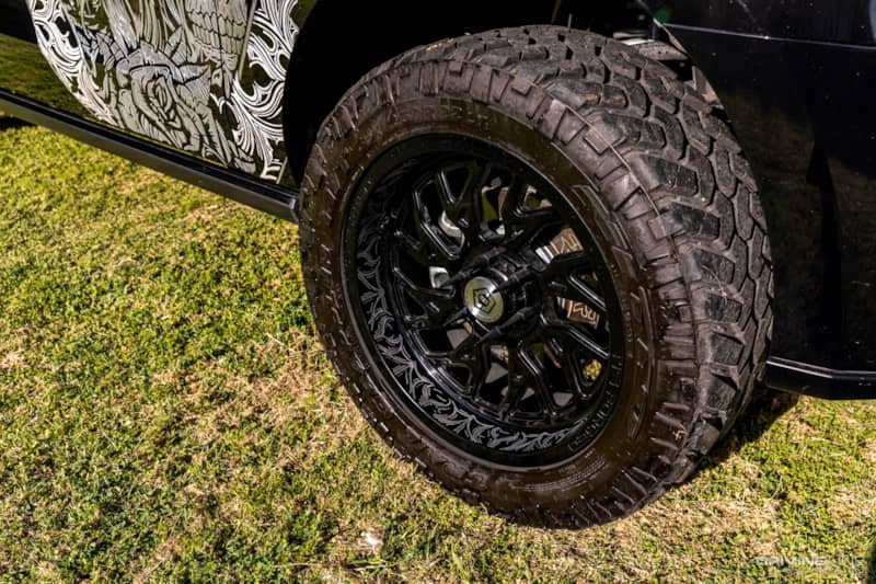 Nitto 35-inch Trail Grappler Tires on Ford Expedition