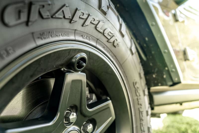 2020 Jeep Gladiator Rubicon 35 no lift aev pintler wheels nitto ridge grappler