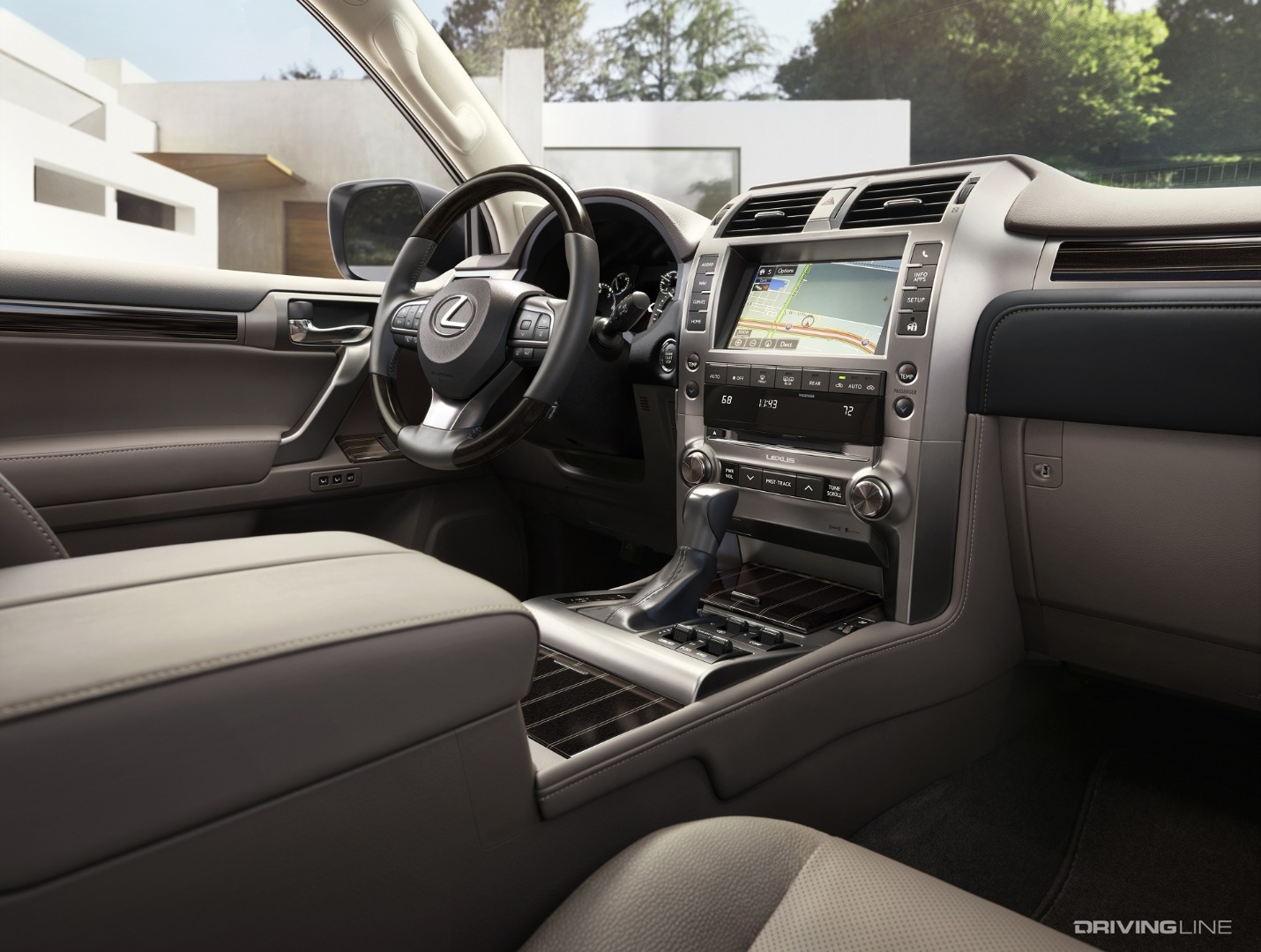 Lexus GX 460 interior