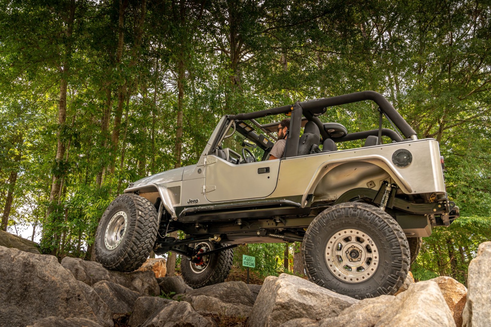 2006 Jeep Wrangler Unlimited LJ Build 37s Trail Grapplers JK Rubicon Axle Swap