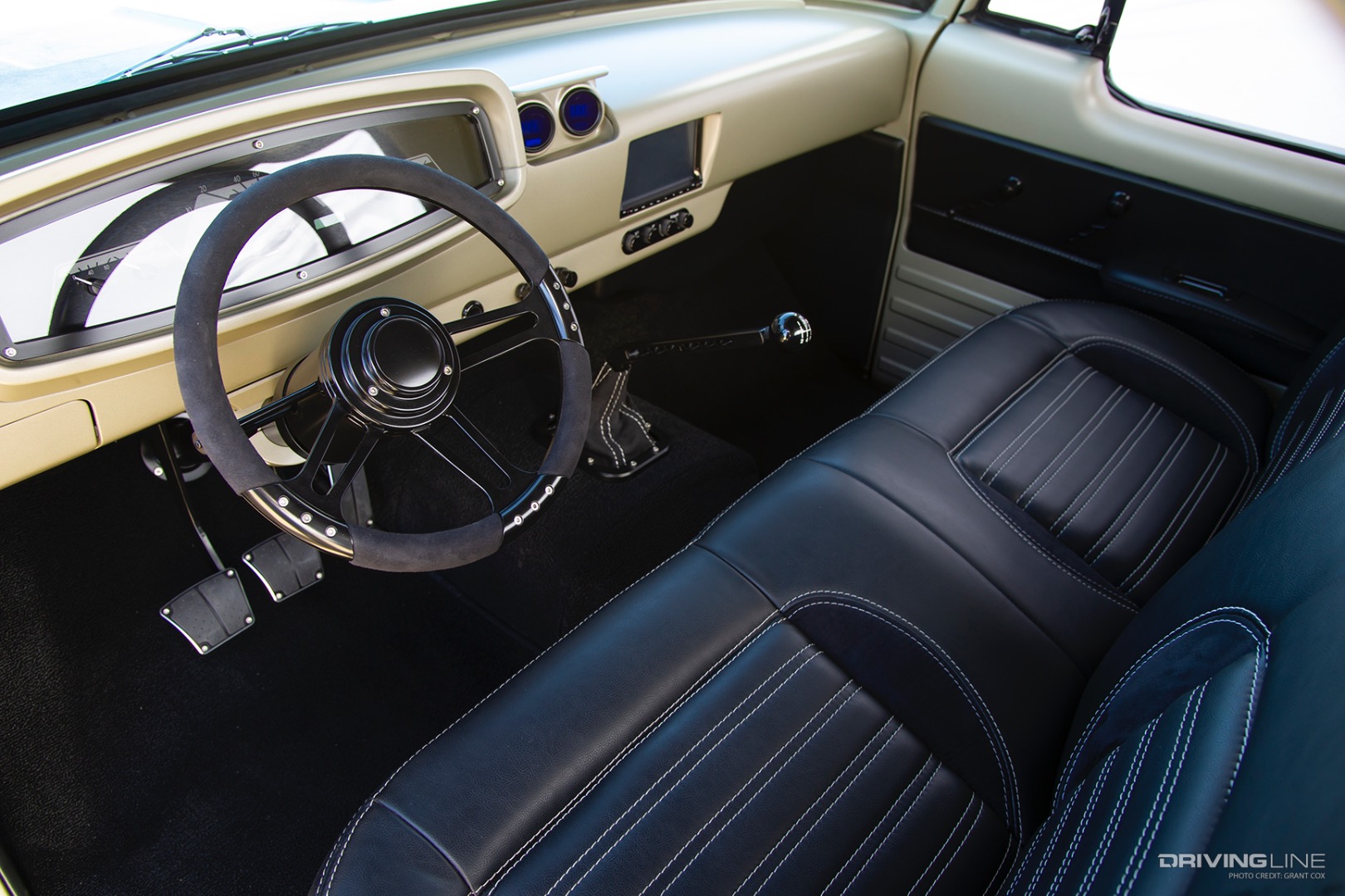 Dash of DCM Classic's '62 Dodge D100