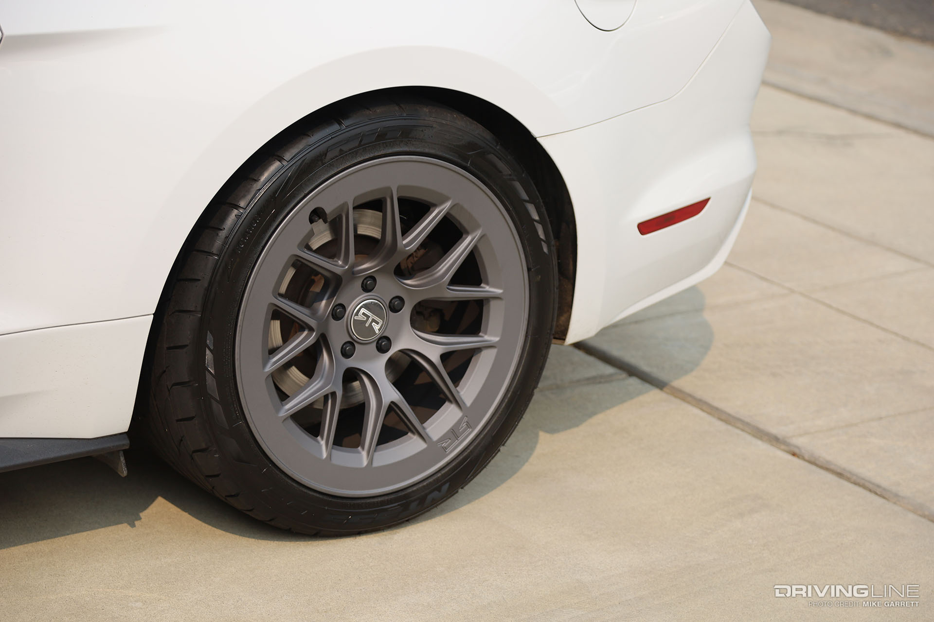 2016 Ford Mustang GT 295 35 20 NT555 G2 Tire