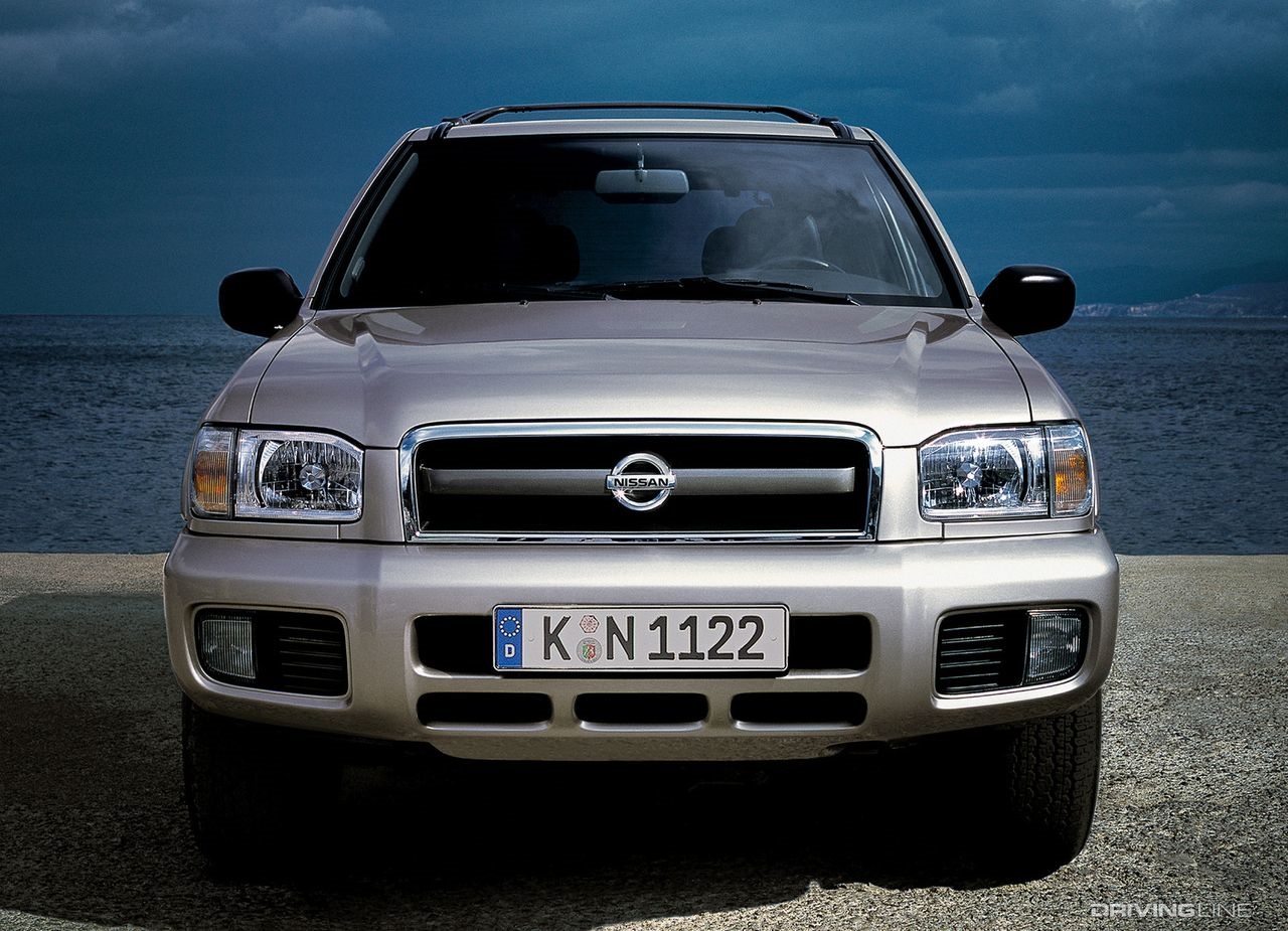 Nissan Pathfinder front end view