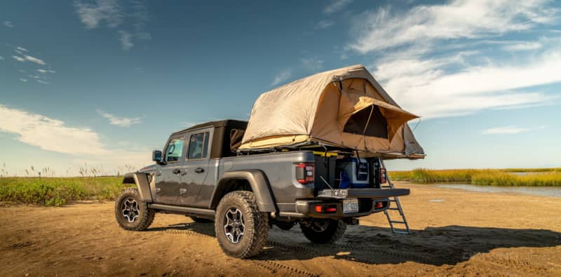 Jeep Gladiator low profile cheap bed rack arb simpson series III tent