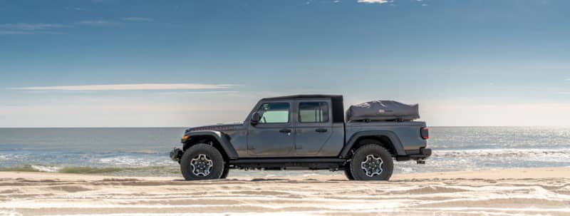 Jeep Gladiator low profile cheap bed rack arb simpson series III tent