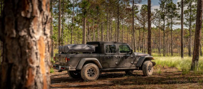 Jeep Gladiator low profile cheap bed rack arb simpson series III tent