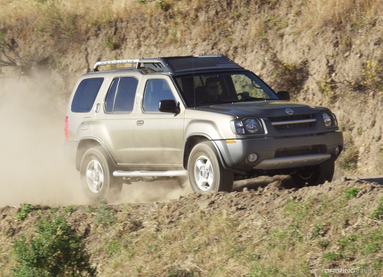Nissan Xterra kicking up dust