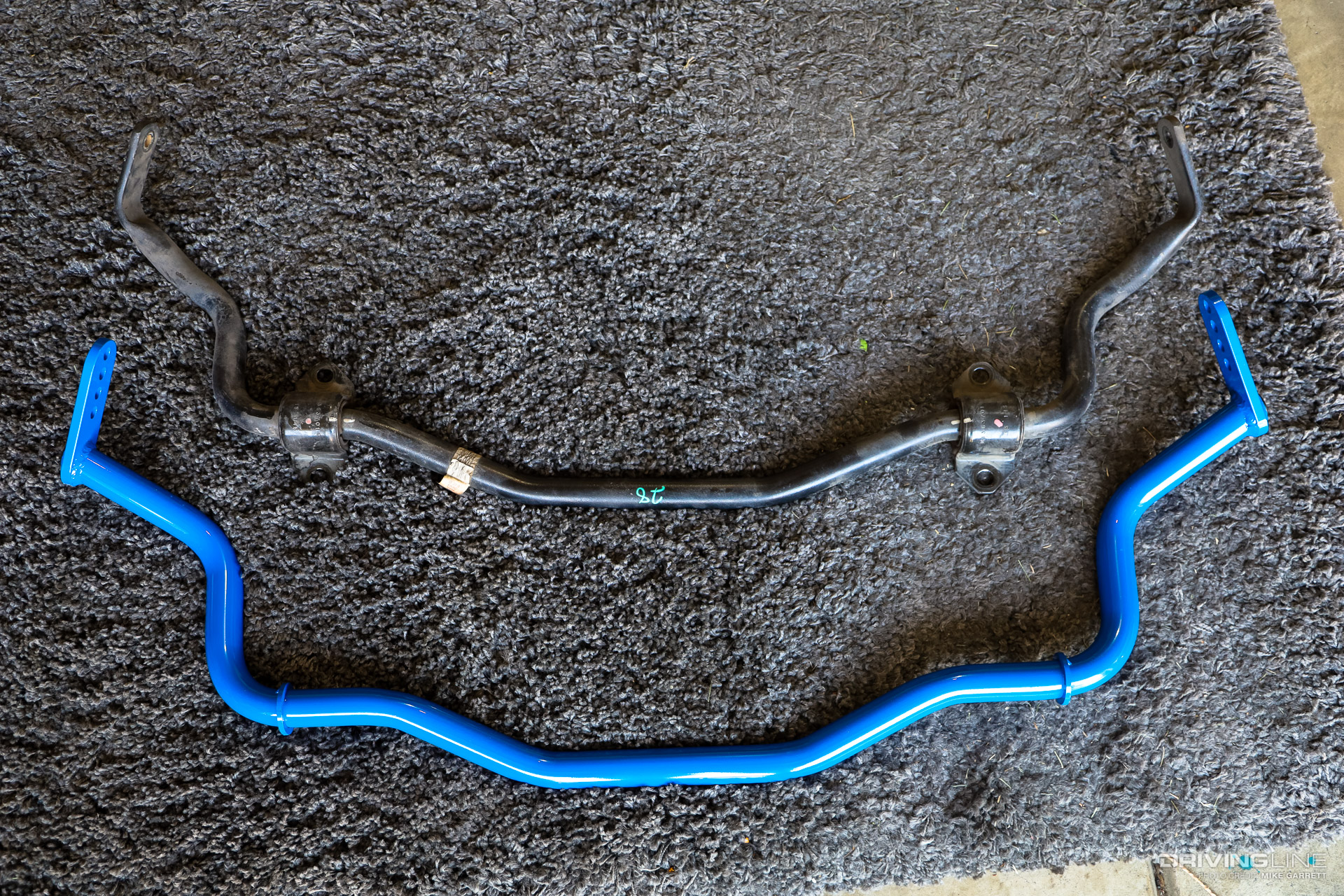 Steeda S550 Front Sway Bar vs Stock