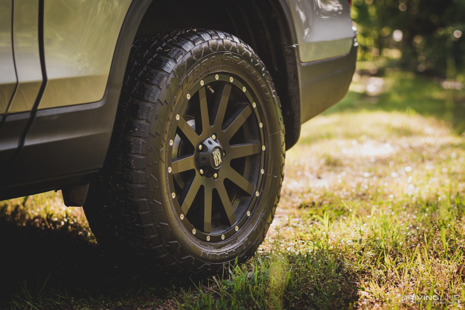 Honda Ridgeline Nitto tire close-up