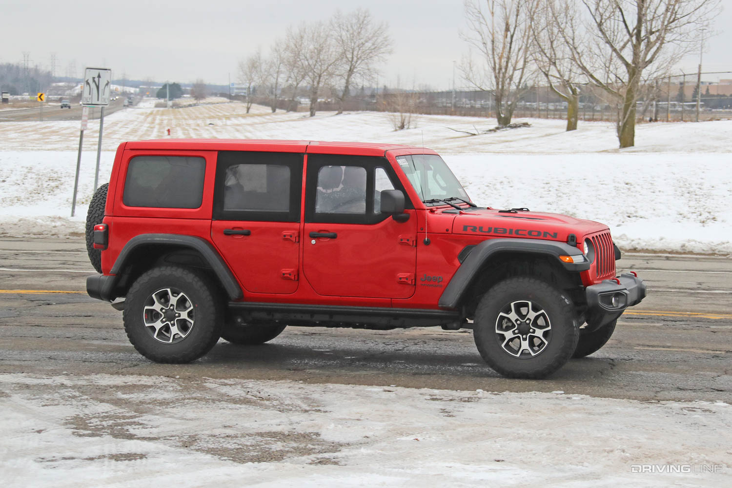 Jeep Wrangler half-door spy photos