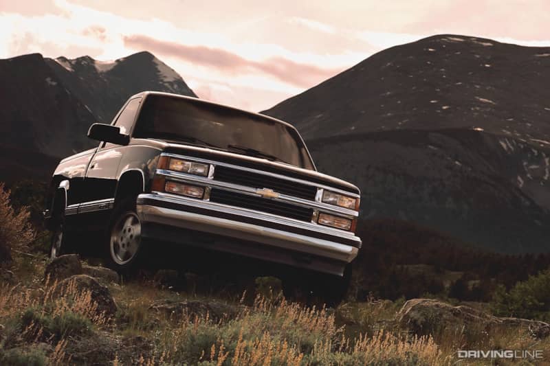 Full-size Chevrolet pickup with 4.3 V6