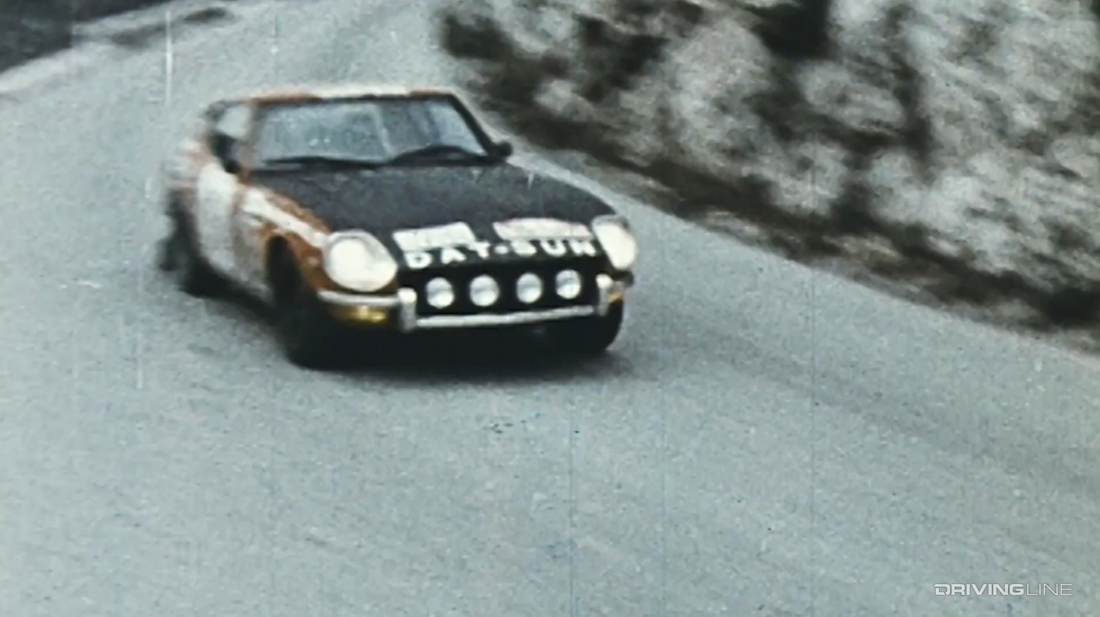 Datsun 240Z Safari on tarmac